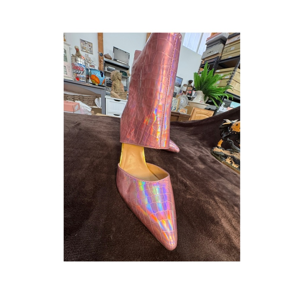 Things II Come Pink Leather Shooties size 7
